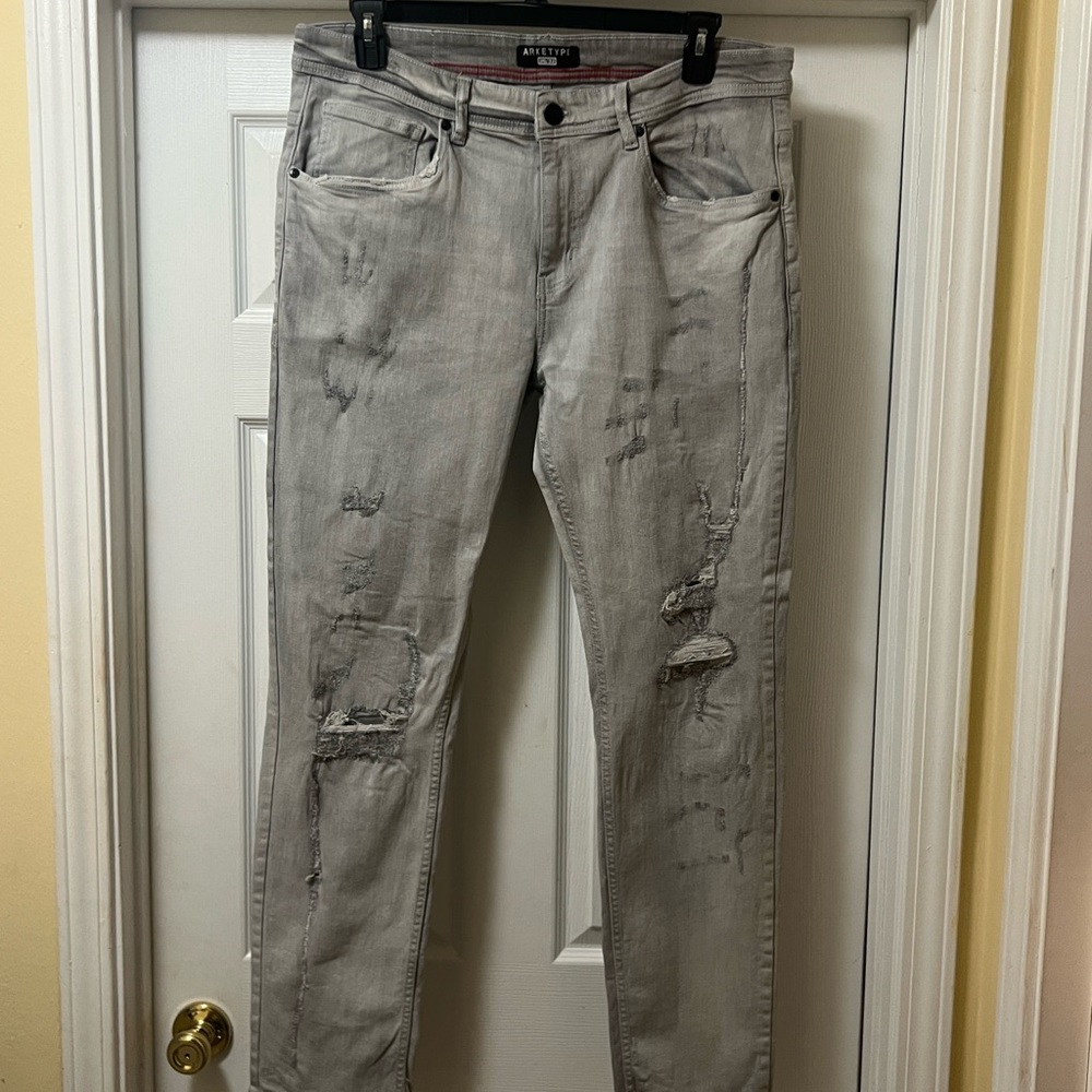Arket Light Gray Distressed Skinny Jeans